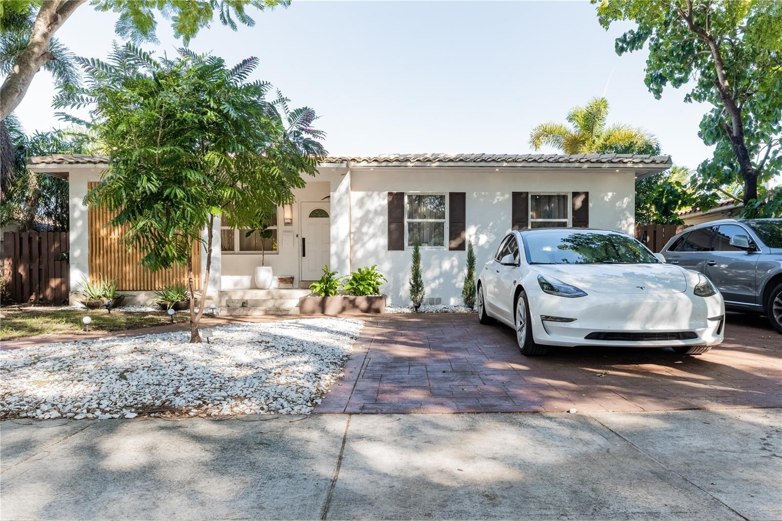 1519 Washington St, Hollywood, FL 33020