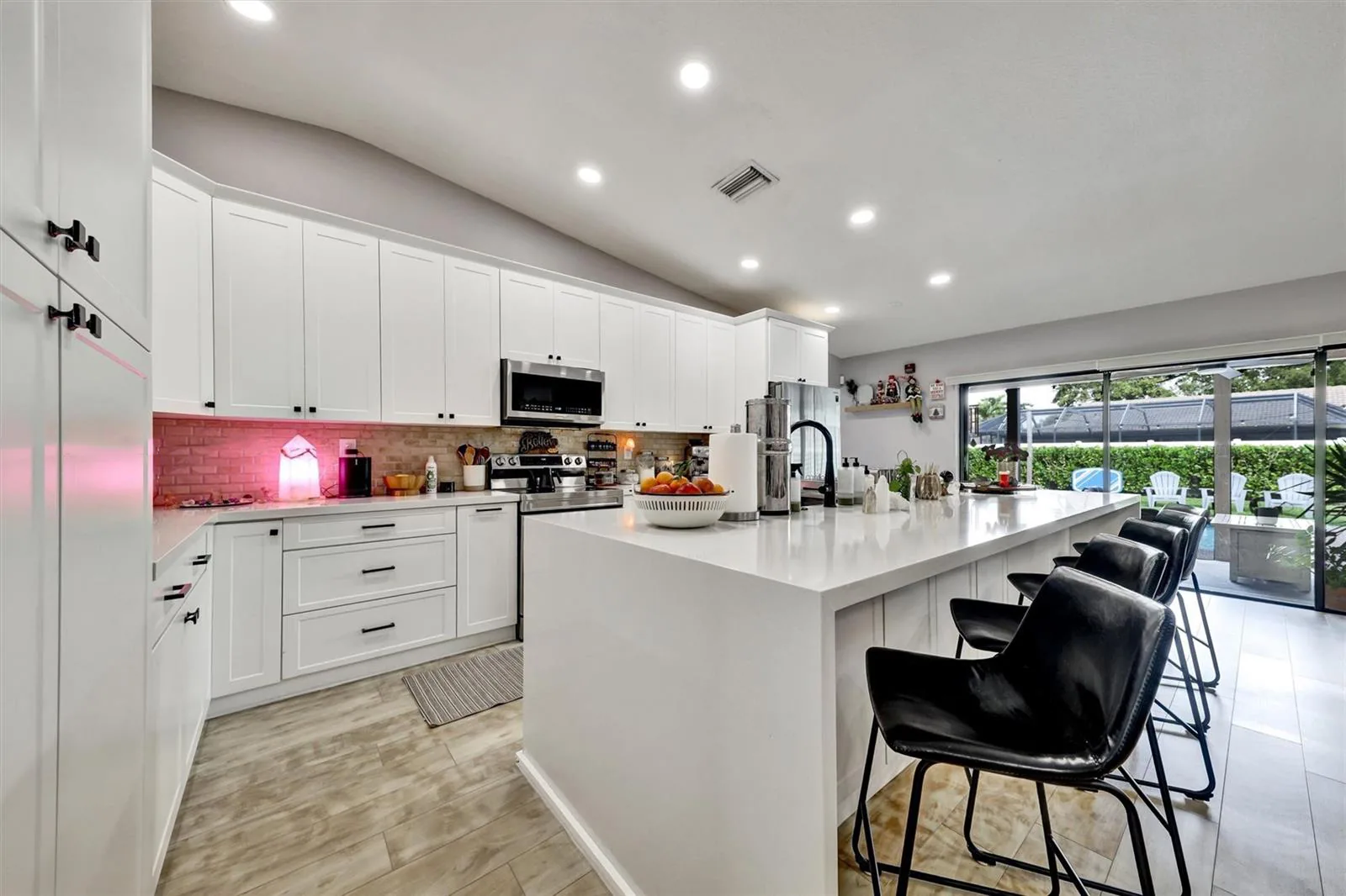 8519 Ramblewood Dr, Coral Springs, Florida — photo 2